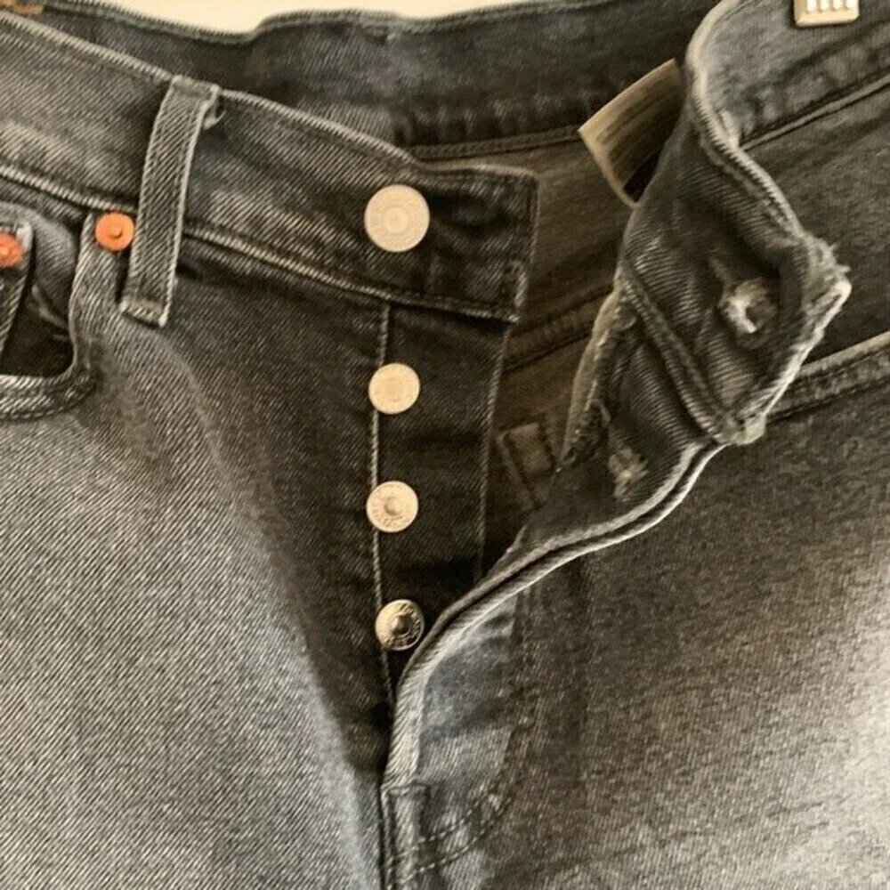Levi's 501 Women's Demin Shorts Black Sz 28
